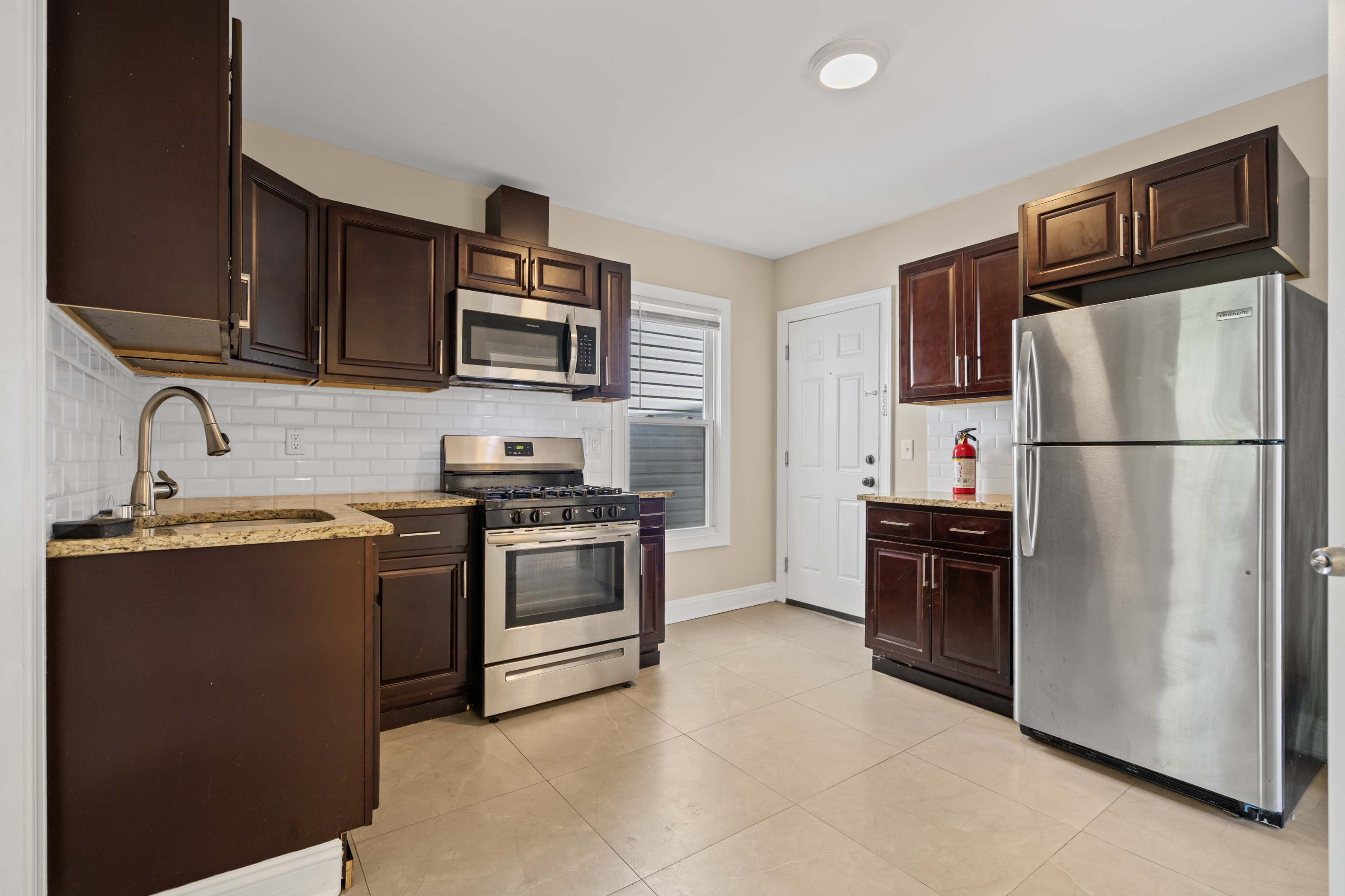 144 Inslee Place - 3R