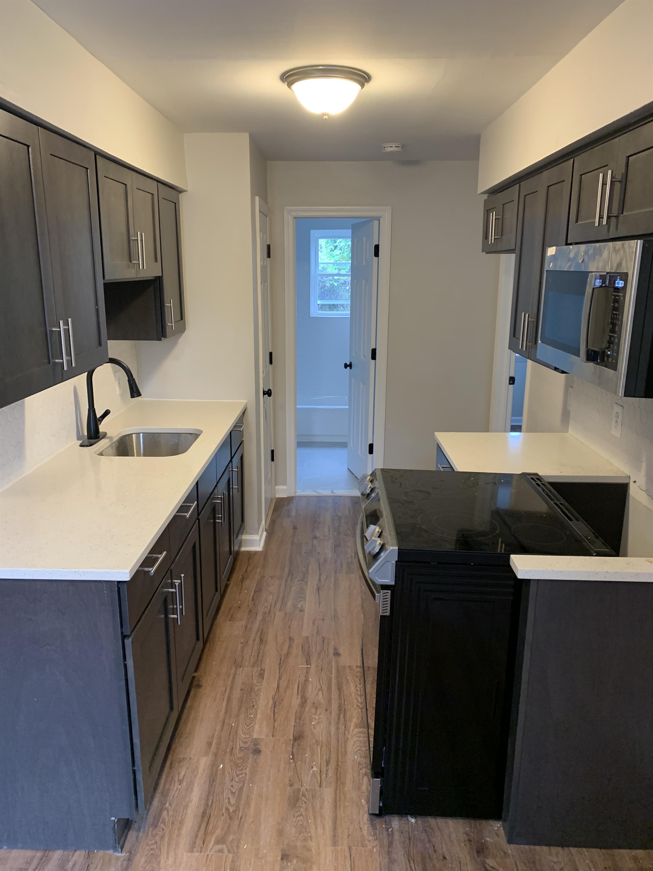 417 Boulevard - 10